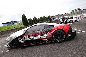 【スーパーGT】首位走行中の64号車Moduloを襲ったまさかのトラブル……クラッシュ時の火災により車両ダメージも甚大か