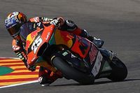 Aragon Moto2: Fernandez overcomes broken hand for assured victory