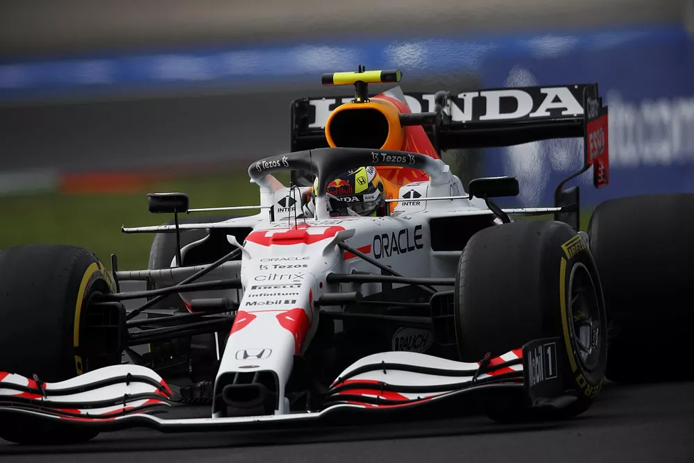 Sergio P&eacute;rez, Red Bull Racing RB16B