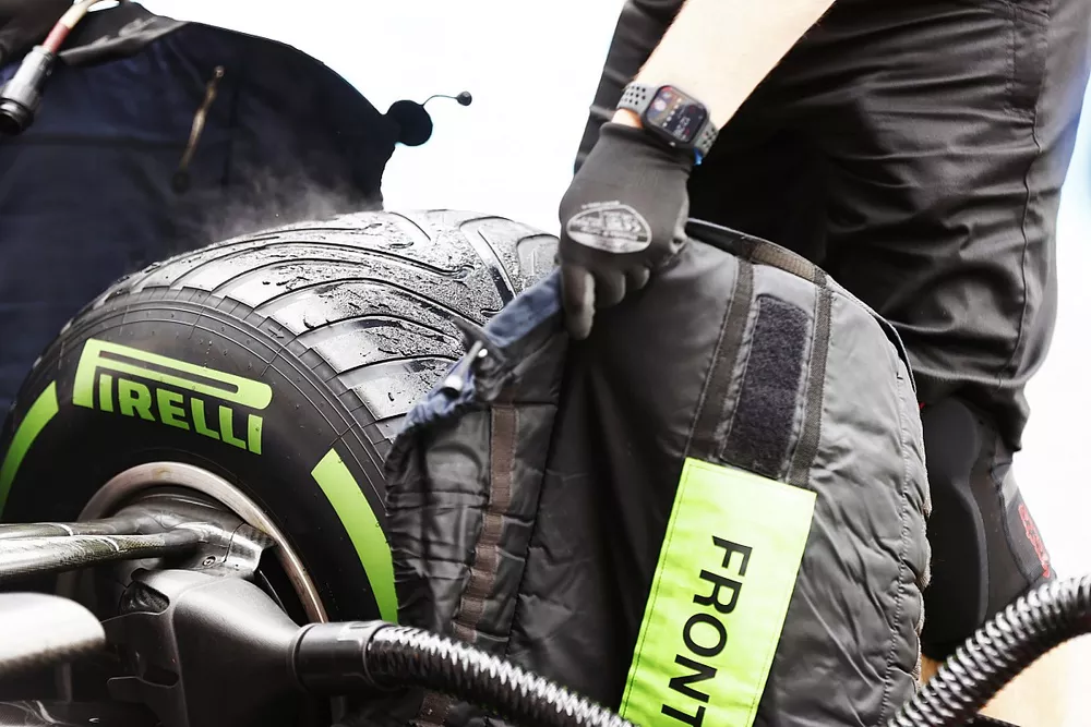 Una gomma intermedia nella termocoperta