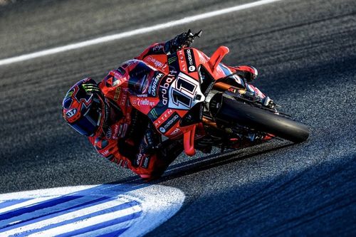 Race 1 WSBK Jerez: Bulega Menang, Razgatlioglu Buang Peluang