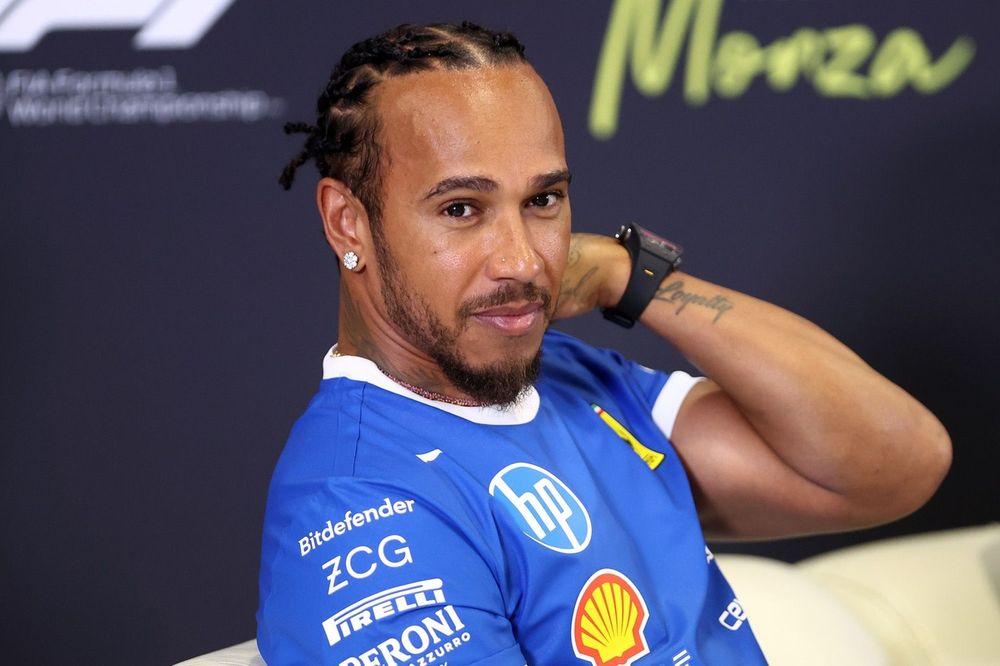Lewis Hamilton ricorda il messaggio schietto di Niki Lauda che lo spinge ancora alla Ferrari