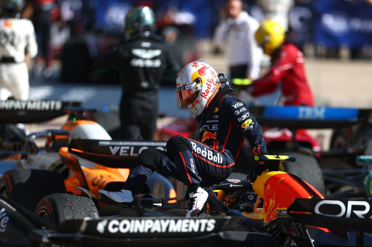 【限定品】F1角田裕毅2023年アメリカGP初ファステストラップ記念モデルカー 限定品】F1角田裕毅2023年アメリカGP初ファステストラップ記念モデル