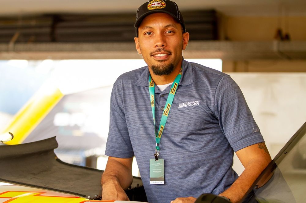 Jason Simmons, diretor internacional de competições e operações da NASCAR