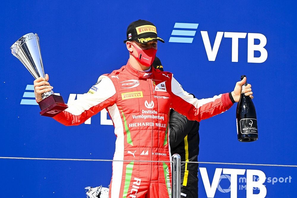 ミック・シューマッハーがついにF1フリー走行デビュー! アルファロメオから出走