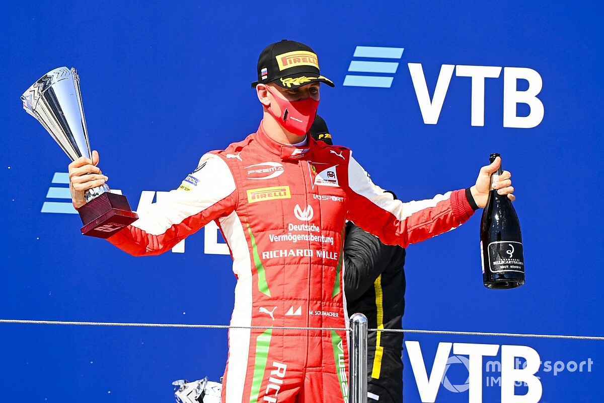 ミック・シューマッハーがついにF1フリー走行デビュー! アルファロメオから出走