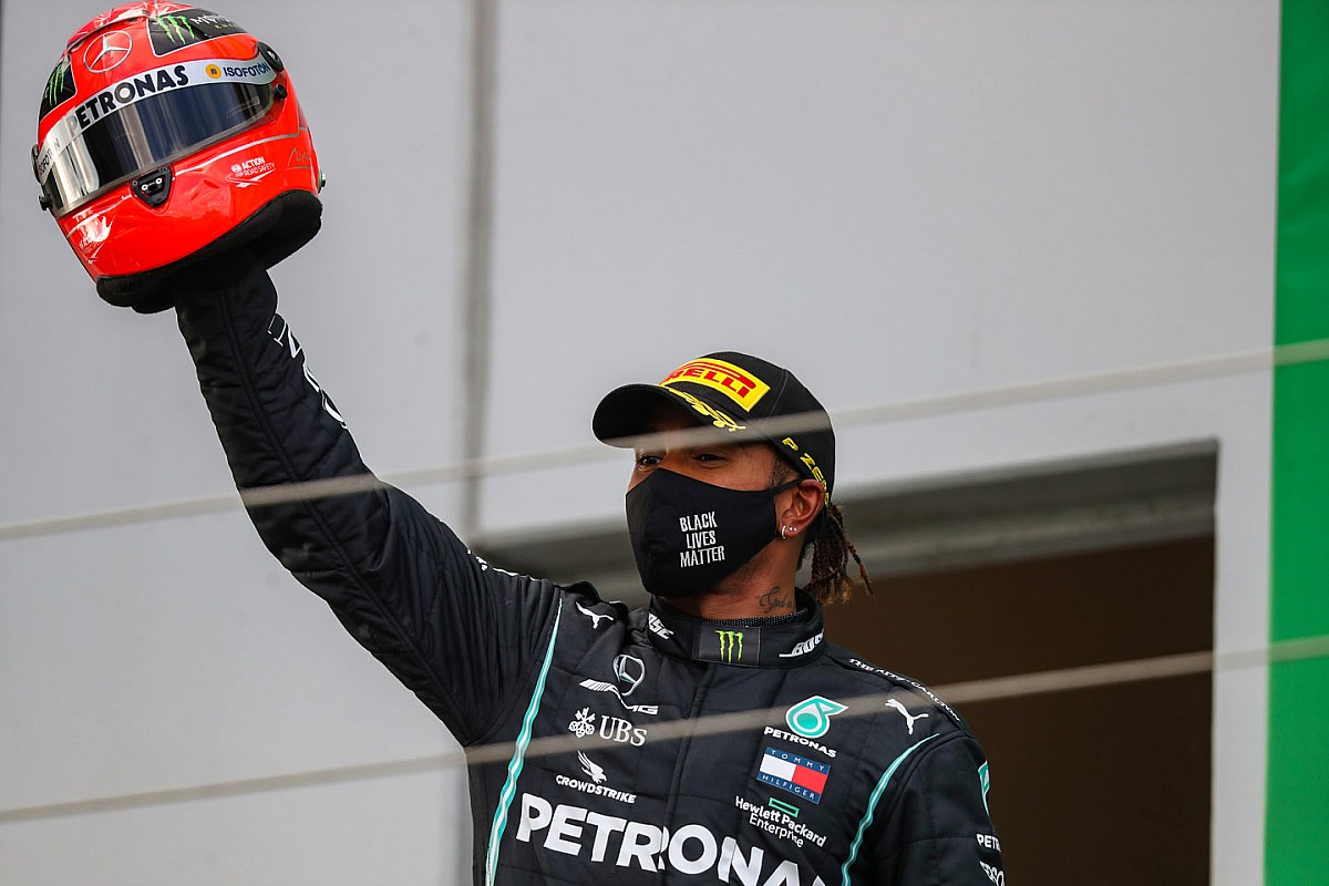 Hamilton előzése Schumacher ellen Monacóban – a brit a „piszkos” németre panaszkodott