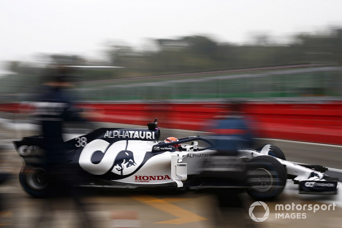 Vier testdagen en filmdag voor Tsunoda en Gasly voor wintertest