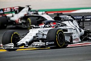Harnais "détaché" de Kvyat : la FIA ne prend aucune mesure