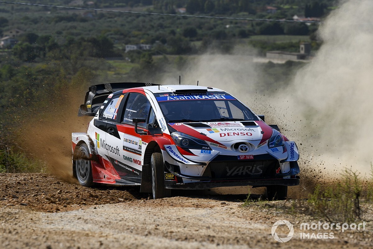 WRC, Rally Italia, PS8: Ogier e Neuville entrano in zona podio
