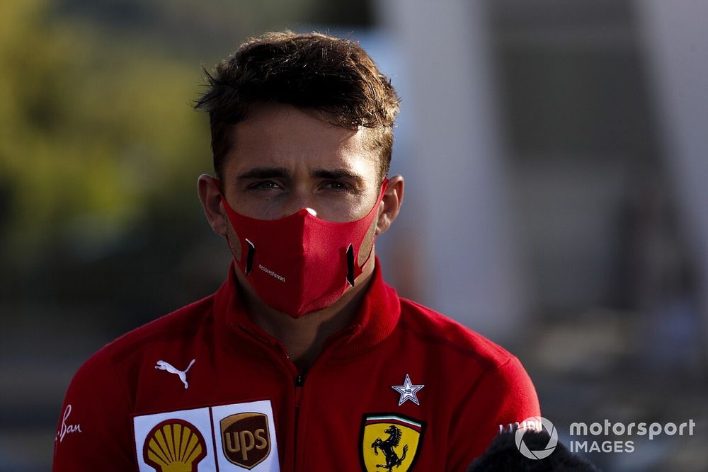 Charles Leclerc, Ferrari, wears a tribute badge to Anthoine Hubert