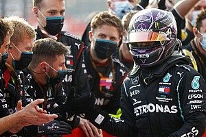 Hamilton: "Gelecek sene F1'de olacağım kesin değil"