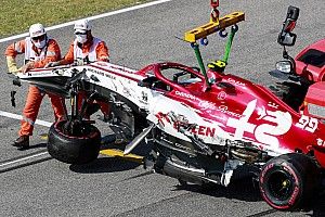 Giovinazzi: "Magnussen ha frenato e la strada era sbarrata!"
