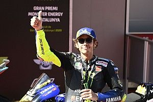 Stoner: Rossi celebrating top fives like a win "sad"