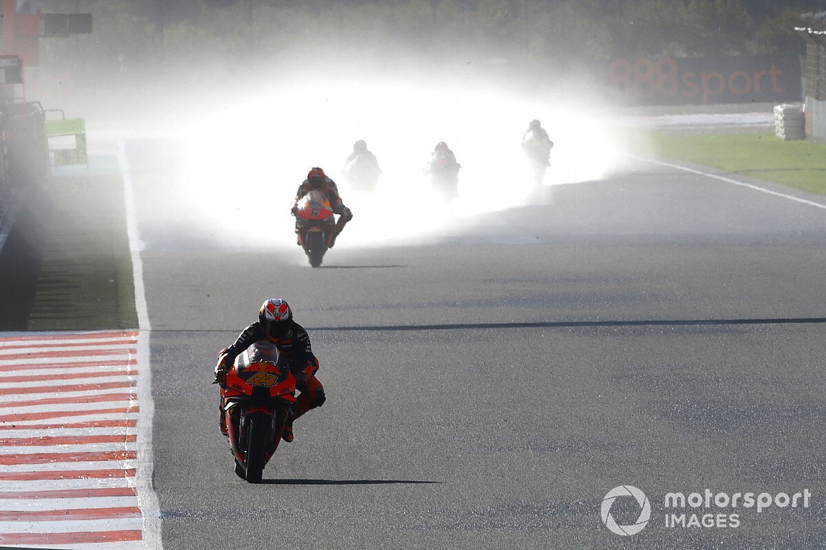 Fotogallery MotoGP: Espargaro in pole con la KTM