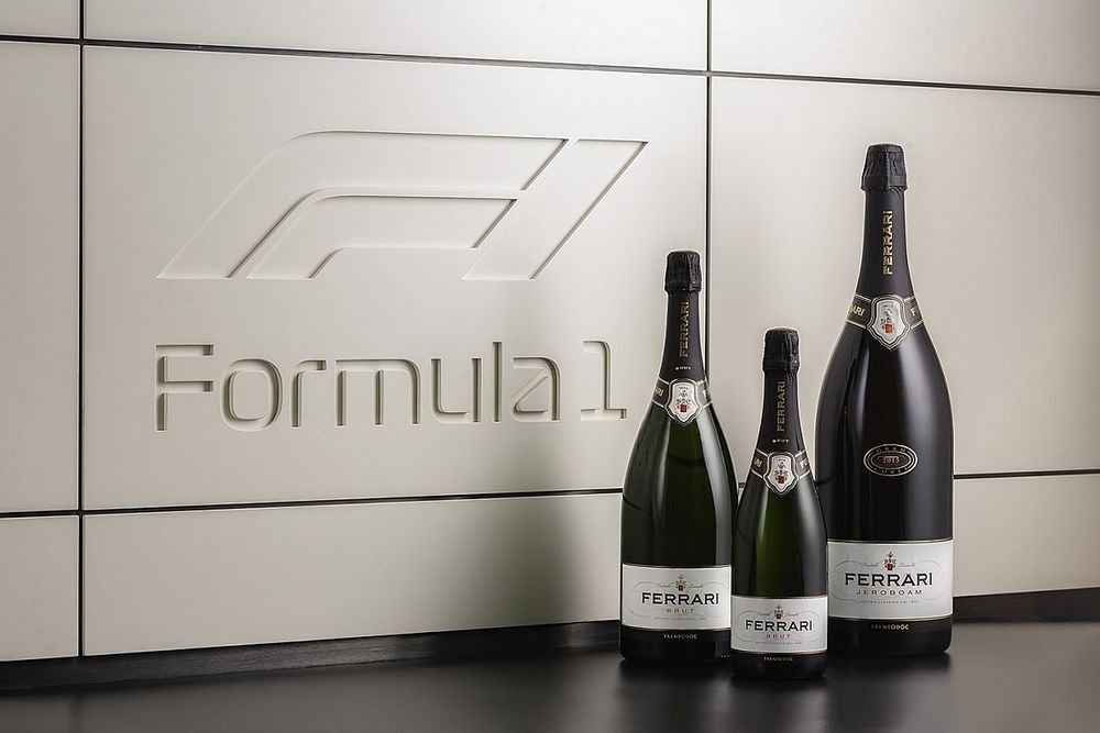 Formule 1 ruilt champagne in voor mousserende wijn van Ferrari