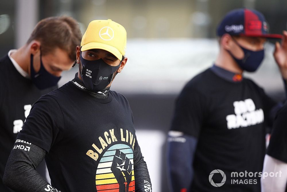 Hamilton elmondta, mi alapján dönt majd a folytatásról