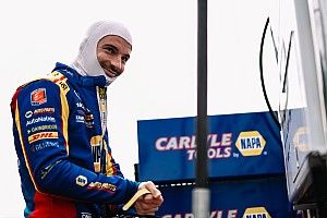 Barber IndyCar: Rossi tops disrupted second practice