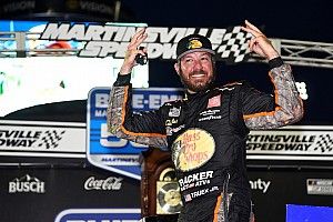 Truex bests Hamlin to win rain-delayed Martinsville Cup race