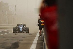 Fotos: el estreno de la F1 2021 en Bahrein, bajo la arena
