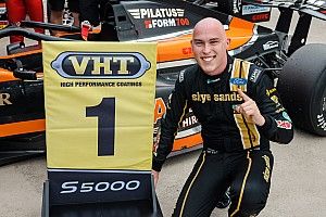 Tasmania S5000: Randle dominates finale