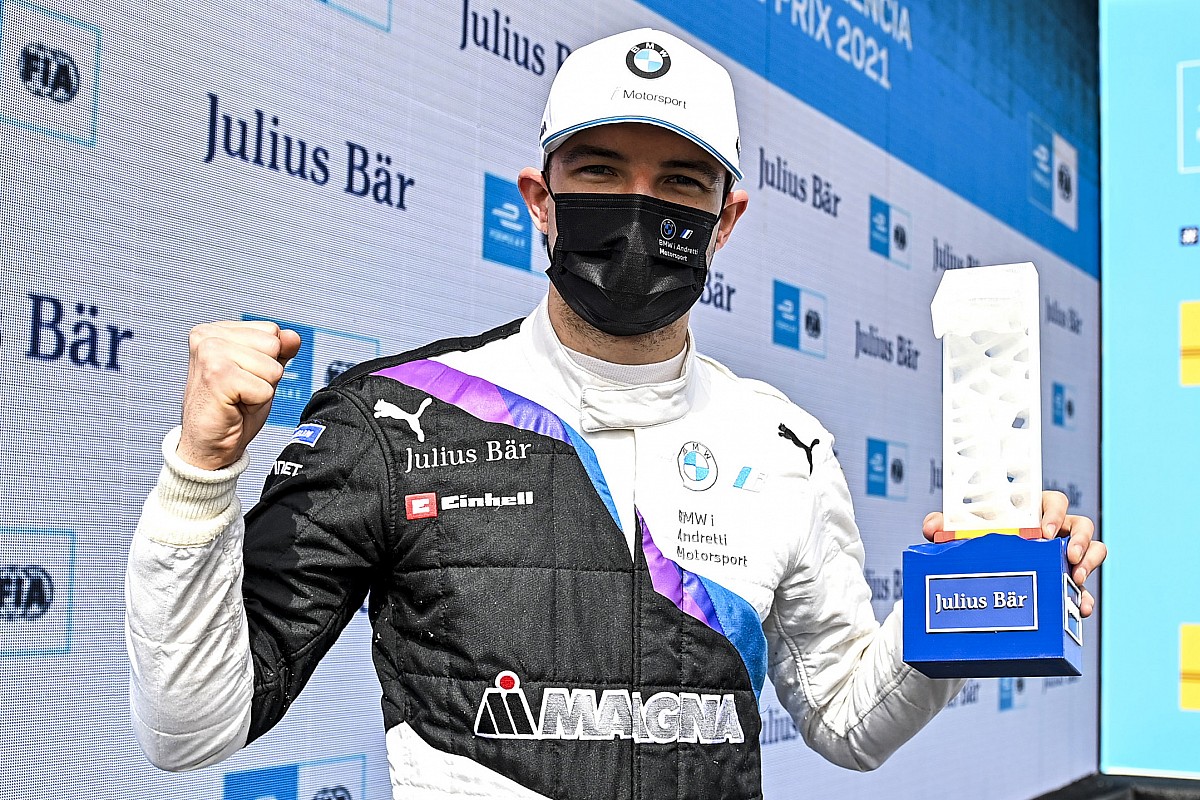 Dennis le da a BMW la segunda pole del ePrix de Valencia