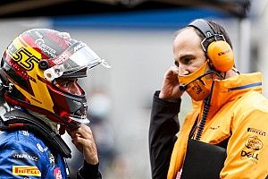 Sainz Hamiltonról: ez nem olyan egyszerű, mint Verstappen mondja