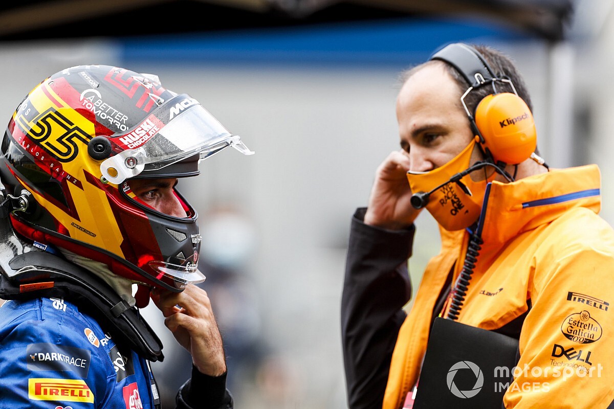Sainz Hamiltonról: ez nem olyan egyszerű, mint Verstappen mondja
