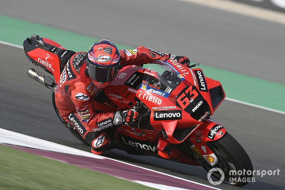Bagnaia slams “unacceptable” Doha MotoGP race mistake