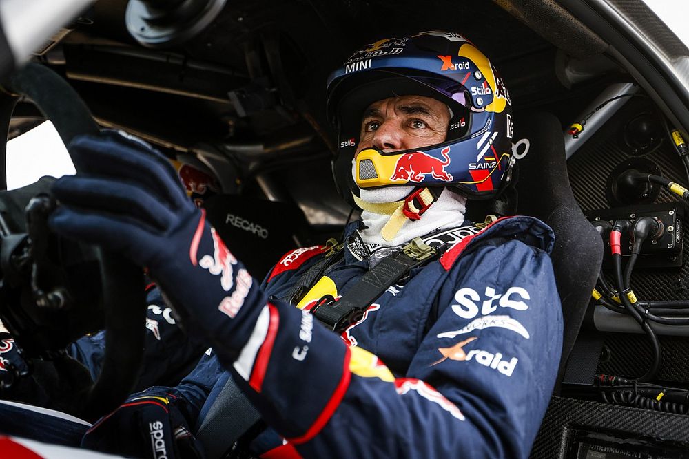 Start Carlos Sainz dalam Dakar 2021 Tidak Ideal