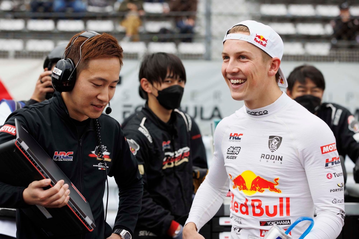 わずか2戦でレッドブルから降格……今改めて聞く、リアム・ローソンの