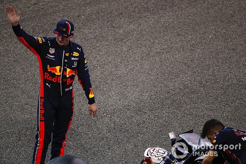 Így zsonglőrködik Verstappen: ügyes a holland (videó)