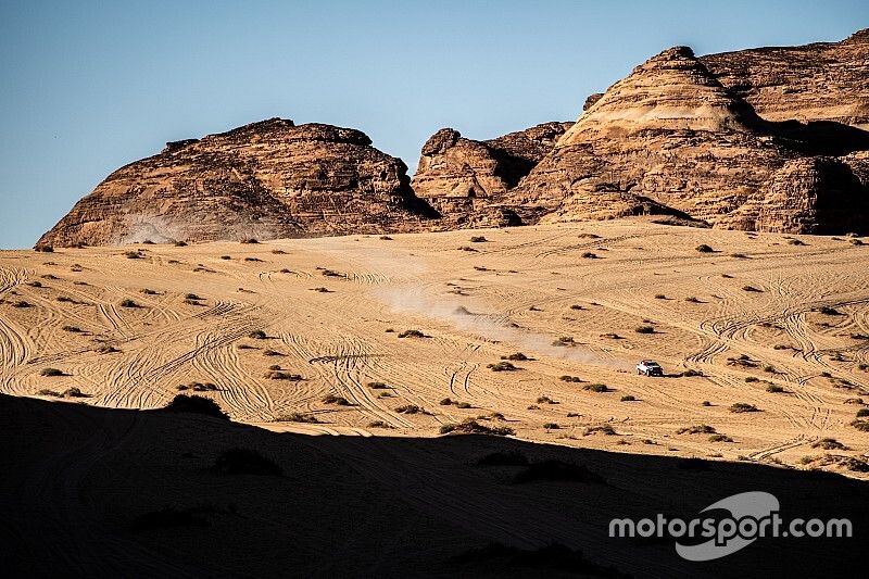 Alonso acaba cuarto la primera etapa del Rally Ula Neom