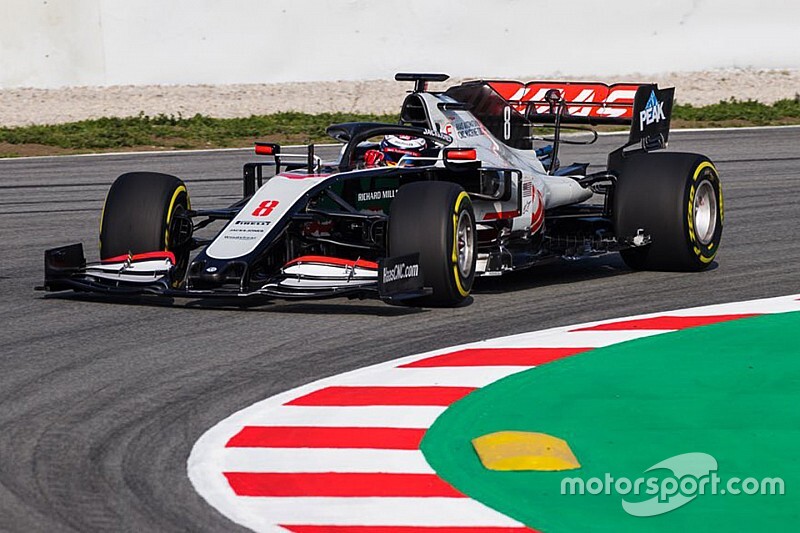 Haas, Williams and Renault hit track at Barcelona