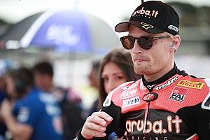 Davies dan Camier Berlatih dengan Jagoan Enduro