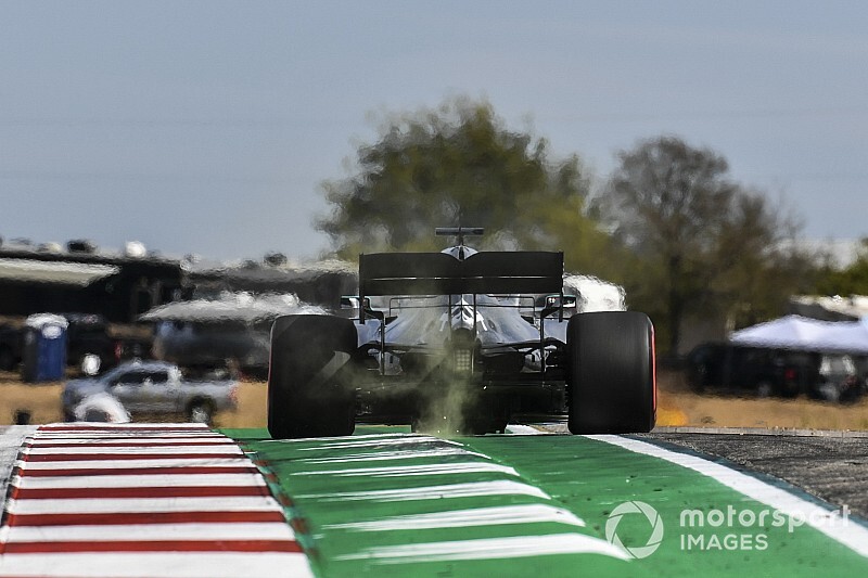 Videón Hamilton és Verstappen újabb incidense