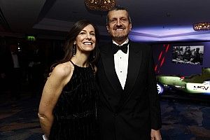 Steiner: "Lider takımların iki yıllık bir avantajı var"
