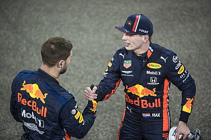 Beste van sociale media: De contractverlenging van Max Verstappen