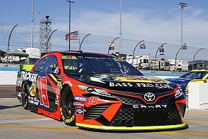JGR names new crew chief for Martin Truex Jr.