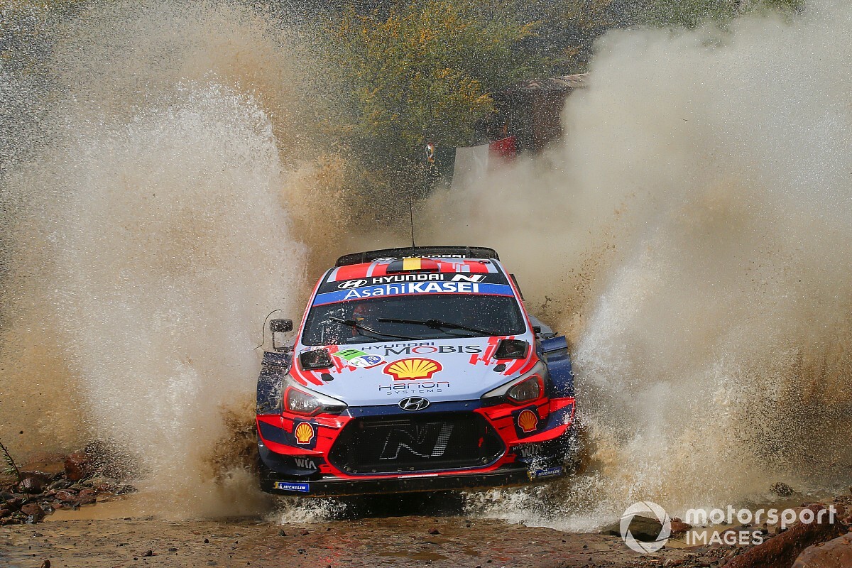 WRC, Rally Messico, PS6: Neuville a un passo dal secondo posto