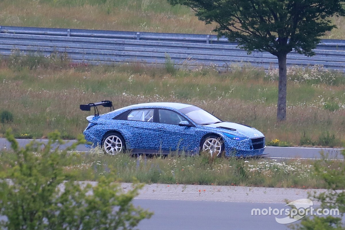 Hyundai: le corse turismo avranno anche la nuova Elantra?