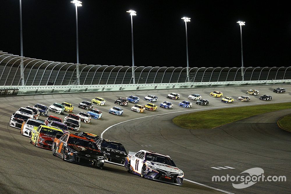 Hamlin: Lapped Logano “very generous to me” but not Elliott