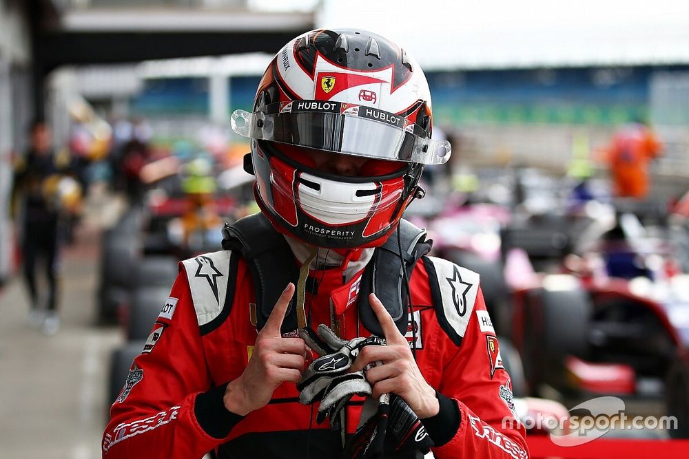 Pole sitter Callum Ilott, UNI-Virtuosi