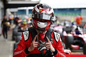 Silverstone: Ilott vince la Feature Race ed è il nuovo leader!