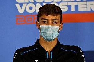 Russell: A Forma-1-ben a legjobb pilóták vannak, és Alonso az egyik legjobb