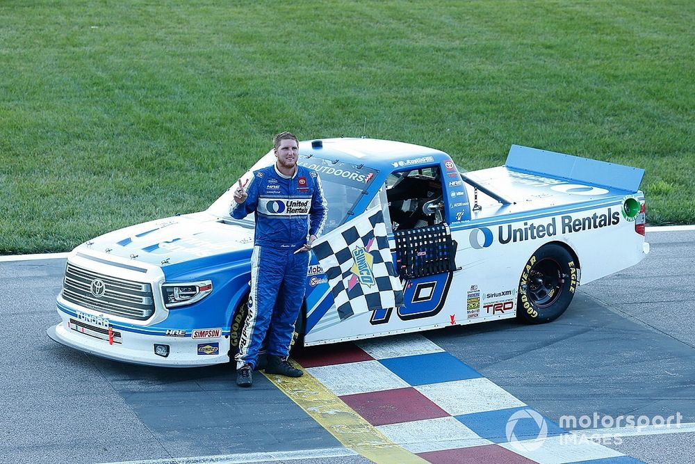 Race Winner Austin Hill, Hattori Racing Enterprises, Toyota Tundra