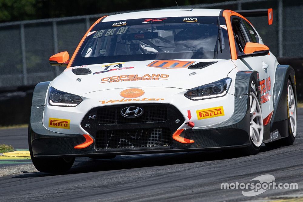 Hyundai: la Veloster TCR vola troppo, taglio di potenza al motore