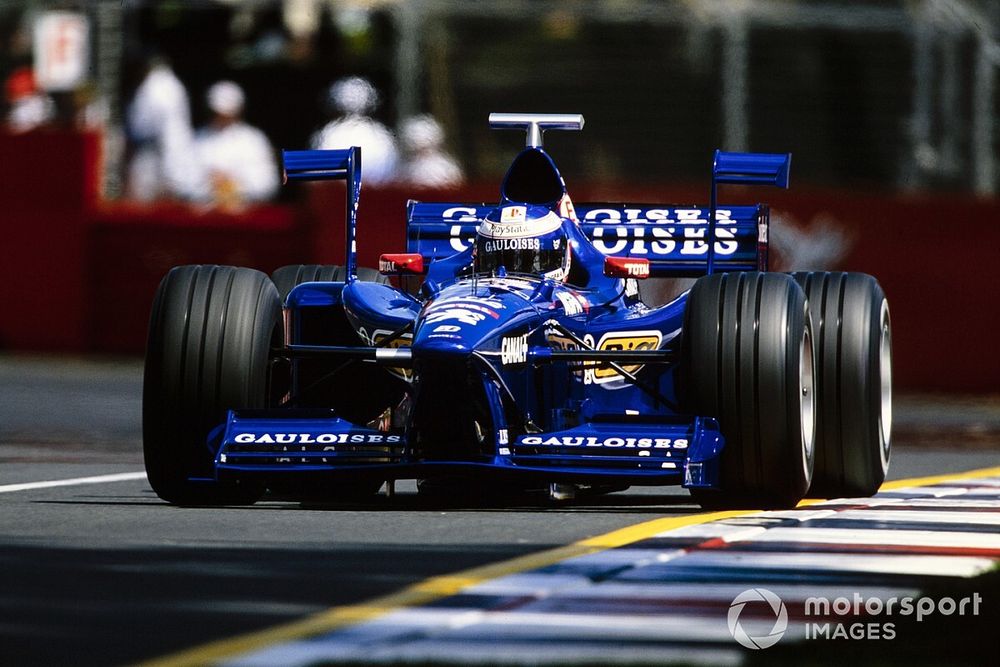 Így ért véget Alain Prost álma