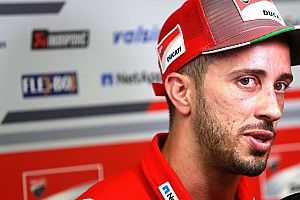 Dovizioso: "Si Lorenzo piensa que mino su moral, es problema suyo"