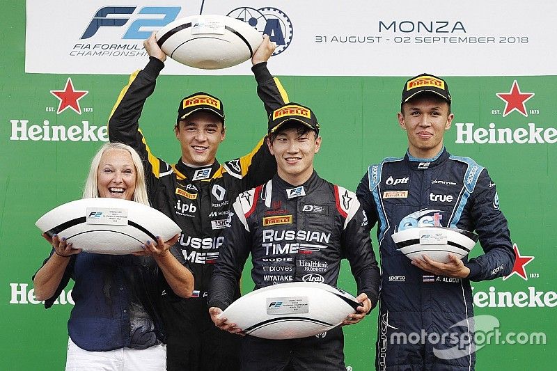 Monza F2: Makino 14. sıradan sürpriz bir zafer kazandı